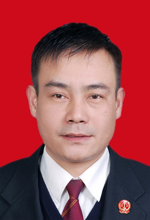 王炅同志任郑州市二七区人民法院副院长代院长